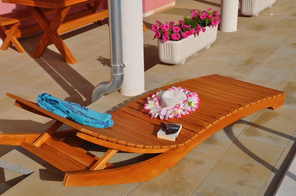 Apartmani Galeb Biograd Na Moru Luaran gambar