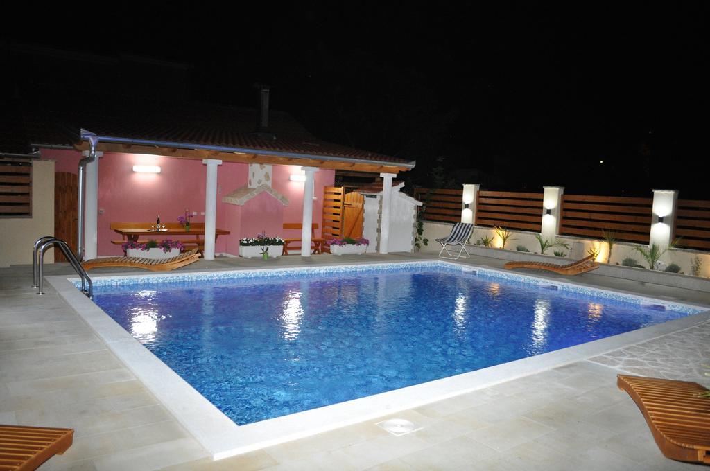 Apartmani Galeb Biograd Na Moru Luaran gambar