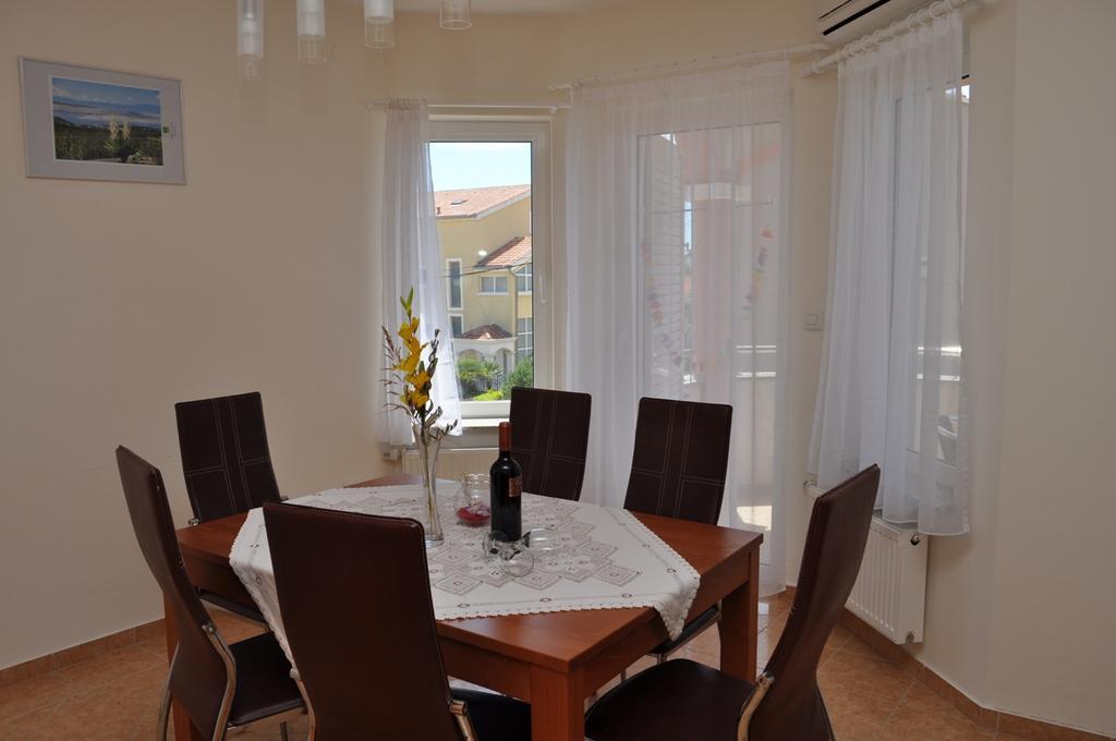 Apartmani Galeb Biograd Na Moru Luaran gambar