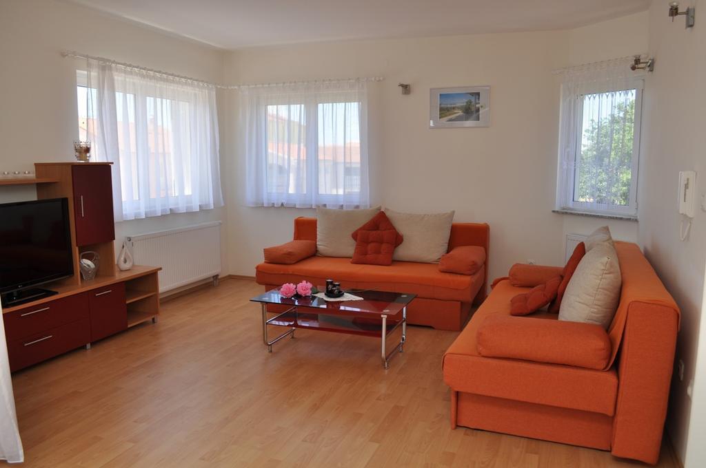 Apartmani Galeb Biograd Na Moru Luaran gambar